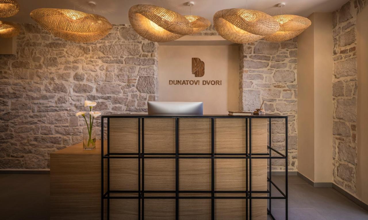 פרקו Dunatovi Dvori Heritage Hotel מראה חיצוני תמונה